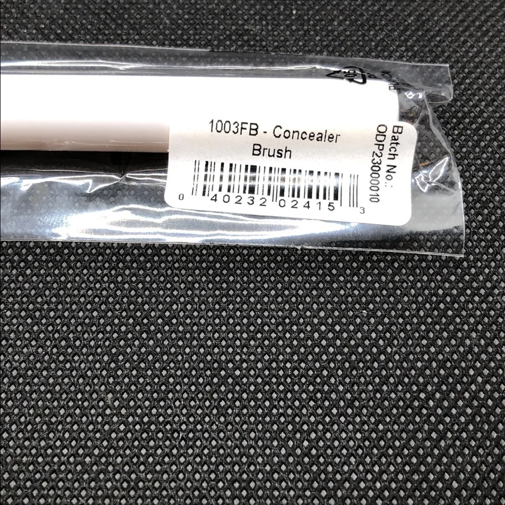 Kajer Weis concealer brush NEW and sealed.